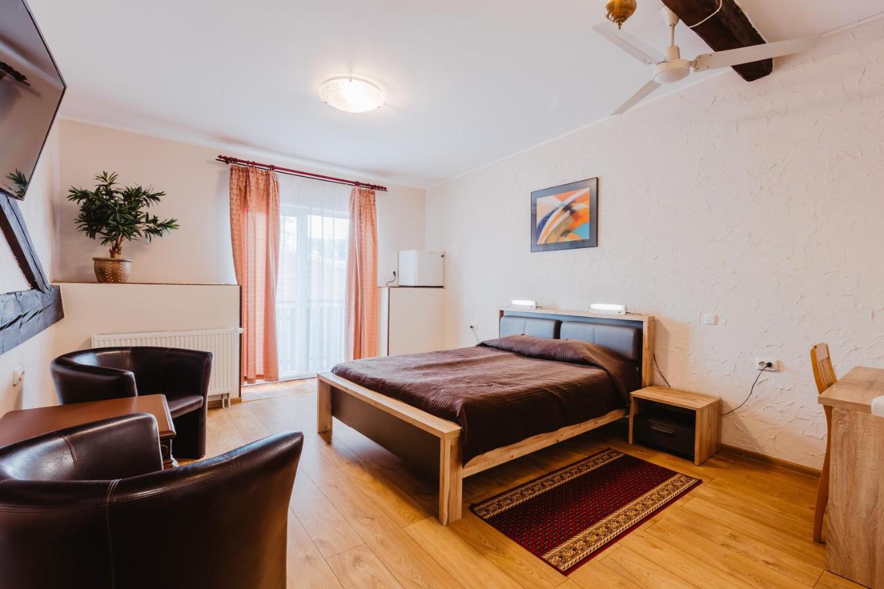 Aleksandri Hotel ตาร์ตู ภายนอก รูปภาพ