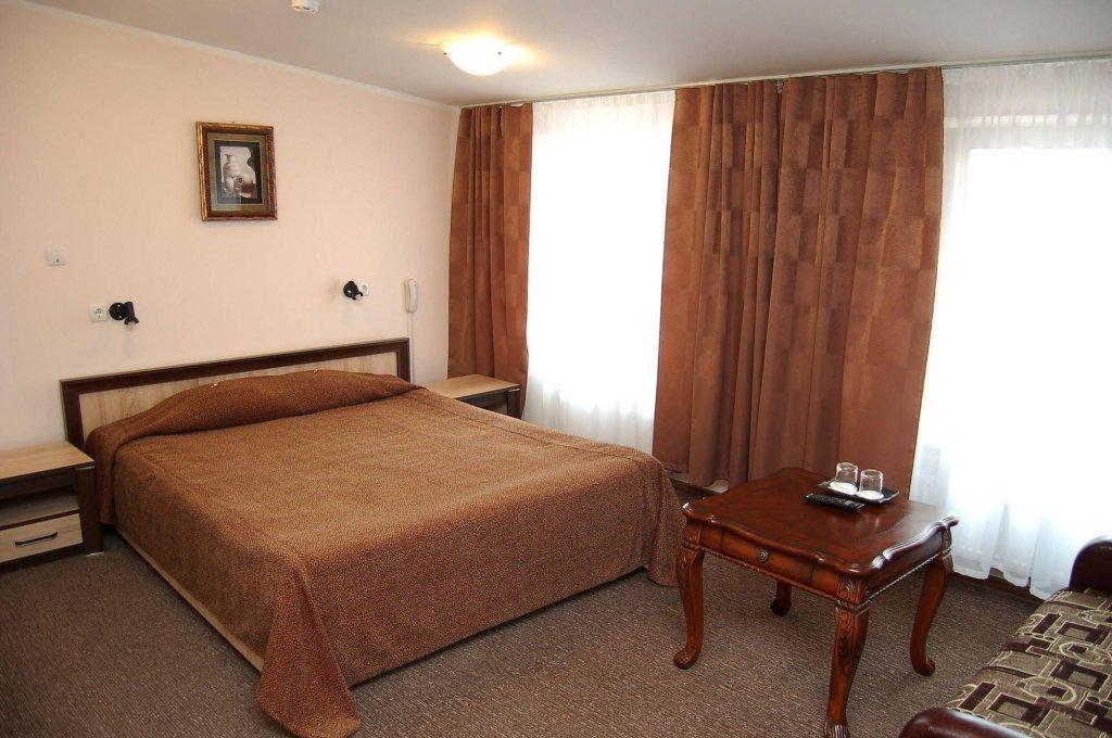 Aleksandri Hotel ตาร์ตู ภายนอก รูปภาพ