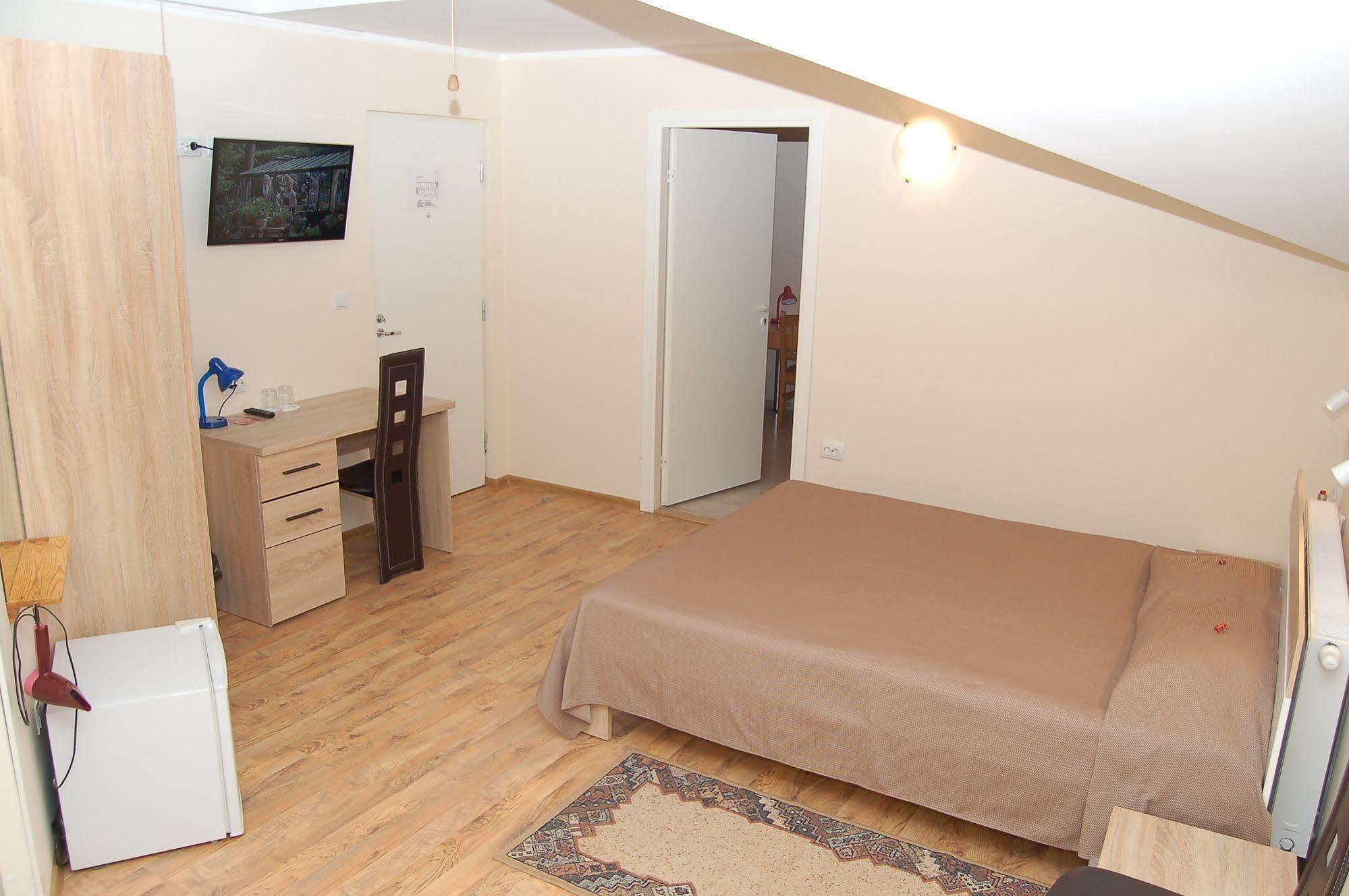 Aleksandri Hotel ตาร์ตู ภายนอก รูปภาพ